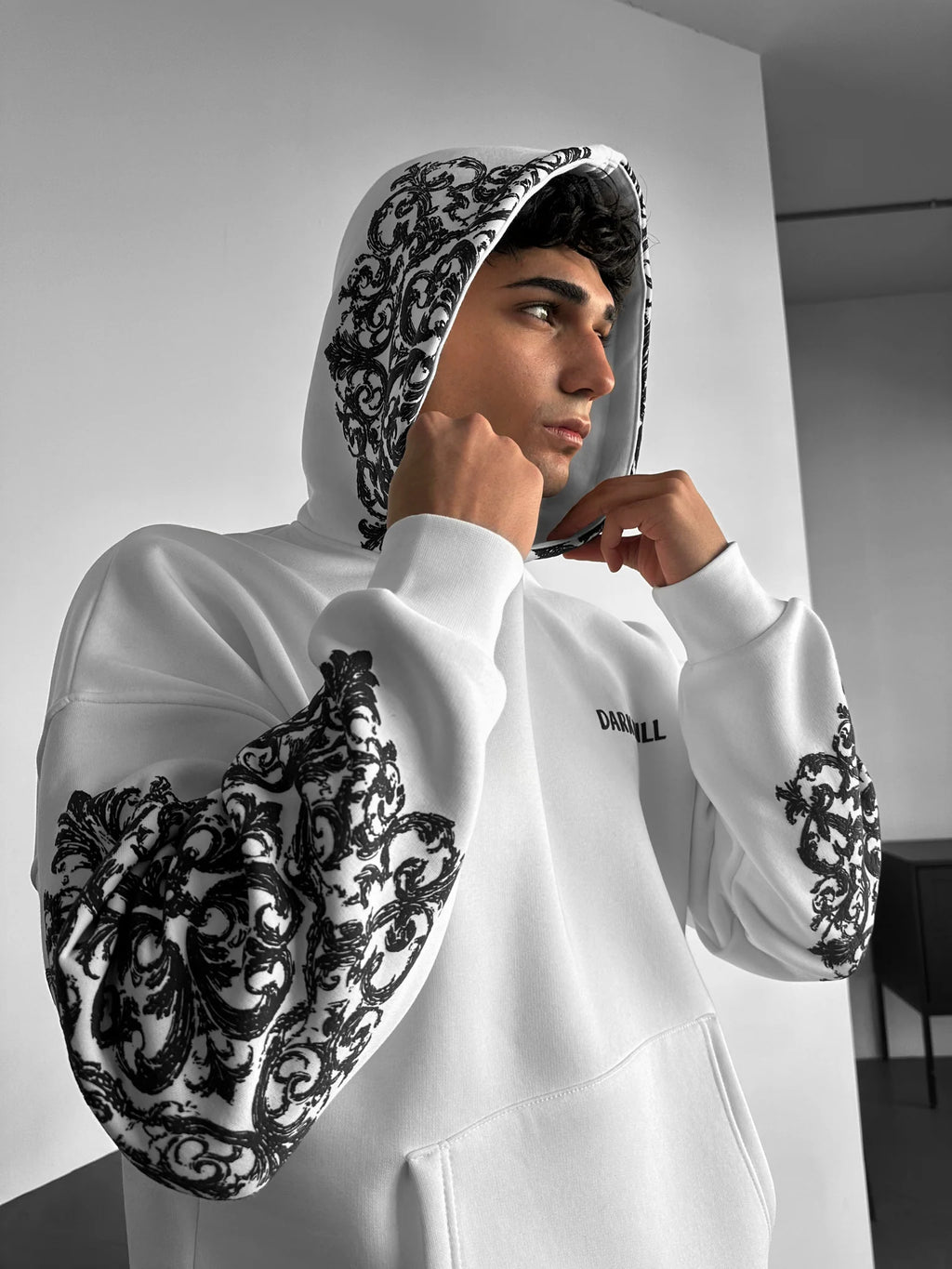DARK HILL OVERSIZED HOODIEE