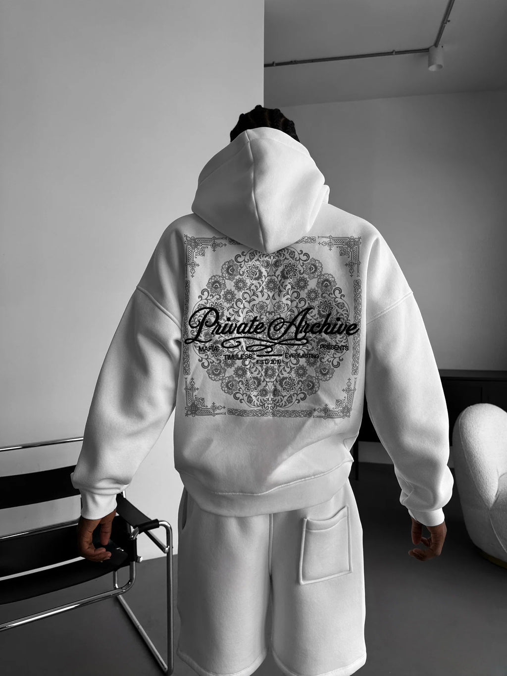 PRIVATE ARCIVES OVERSIZED HOODIEE