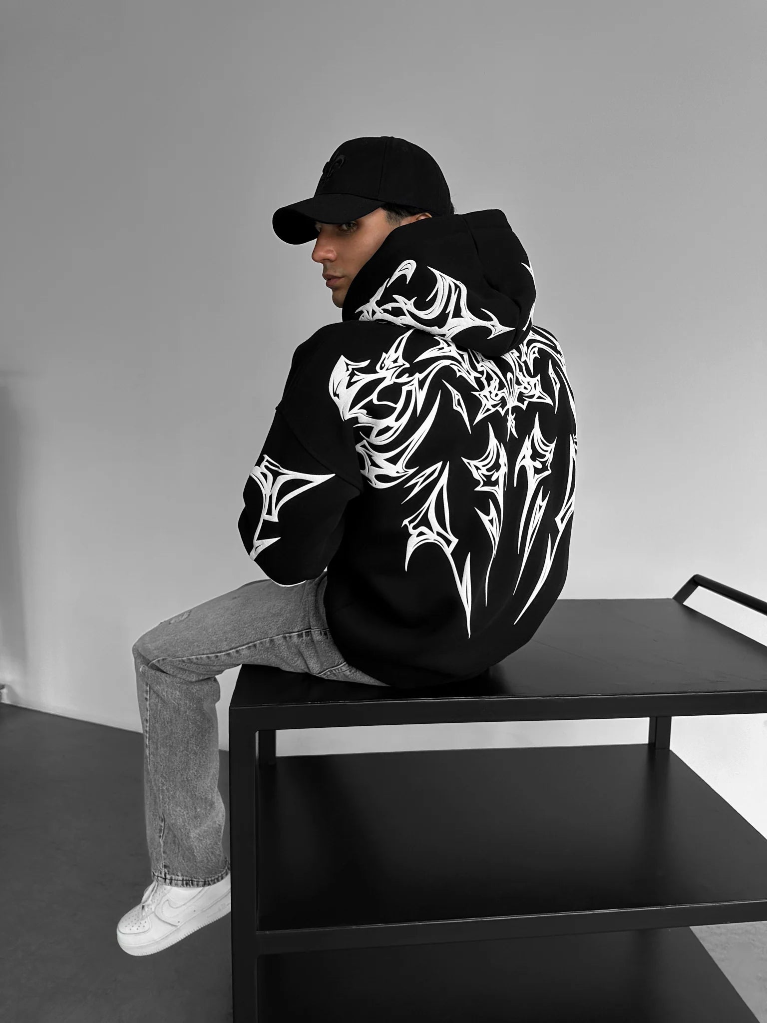 OVERSIZED CYBERPRINT HOODIEE