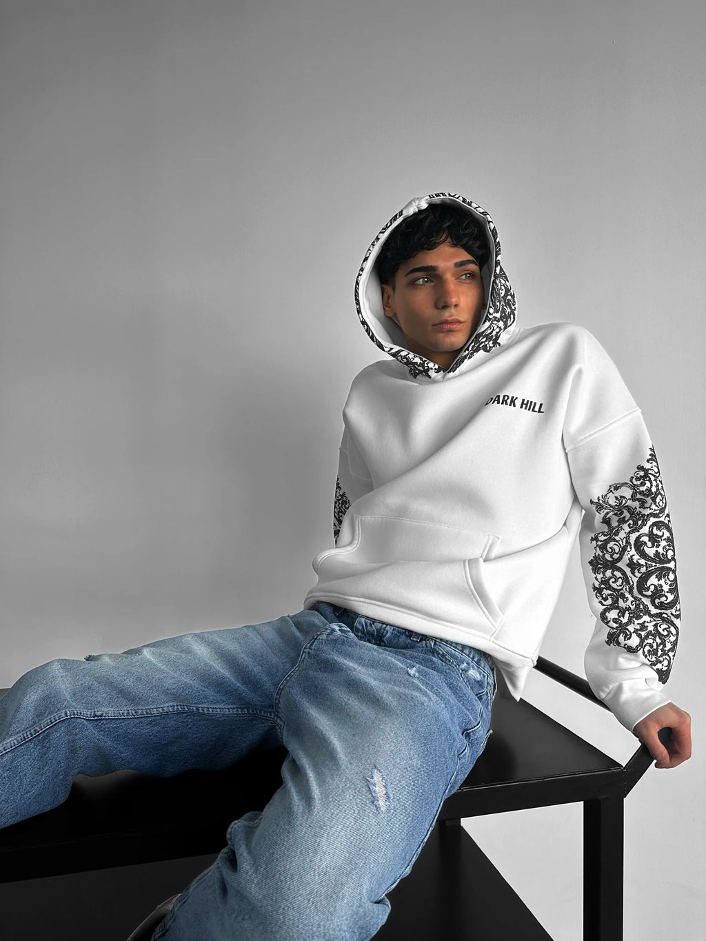 DARK HILL OVERSIZED HOODIEE